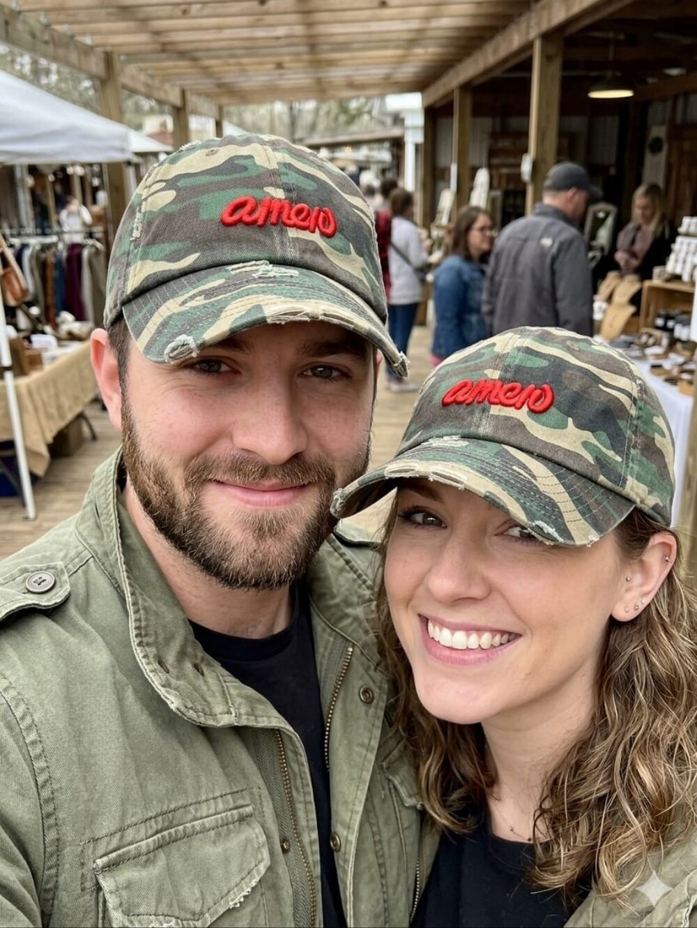 KBETHOS Camouflage Baseball Cap with Red Embroidered Script